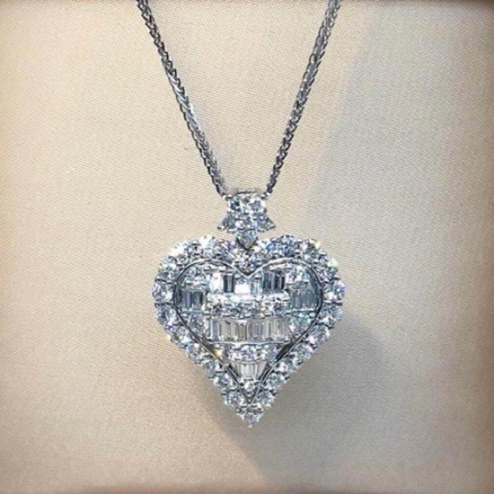 BAGUETTE STERLING SILVER DIAMOND HEART NECKLACE